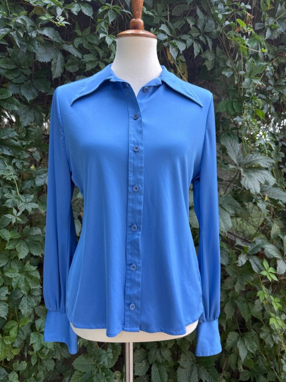 70s Blue Dagger Collar Blue Button Up Blouse Triple Button Barrel Cuff L/XL